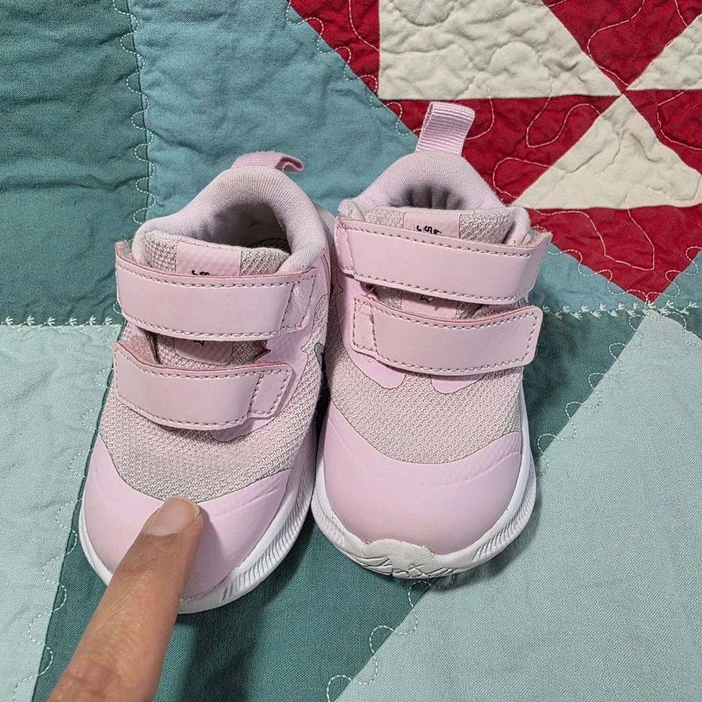 Nike star runner